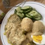 Kartoffelbrei mit Senfsauce und Ei