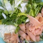 Salat Bowl mit geräucherten Lachs